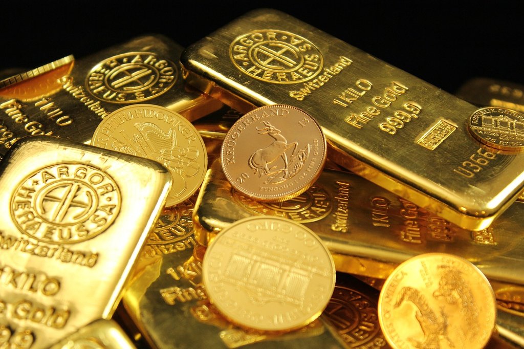 Escolha: Bancos Privados com Padrão Ouro ou Inflação