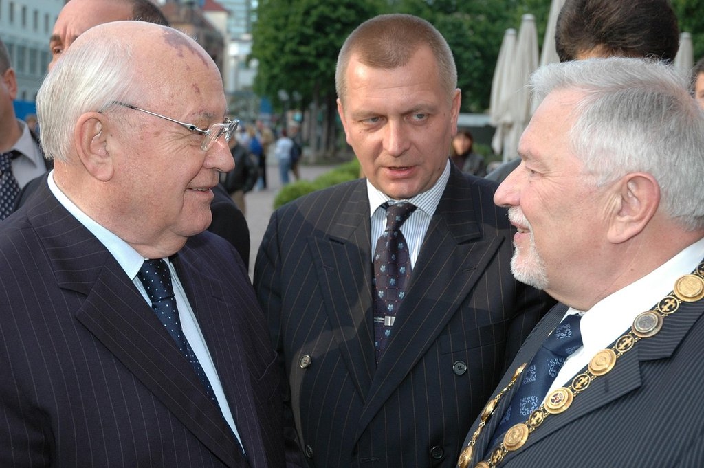 Mikhail Gorbachov e Diehl