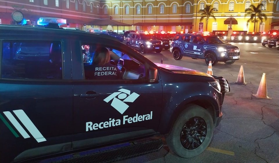 PF e Receita Federal deflagram operações de combate ao crime organizado no setor de combustíveis.